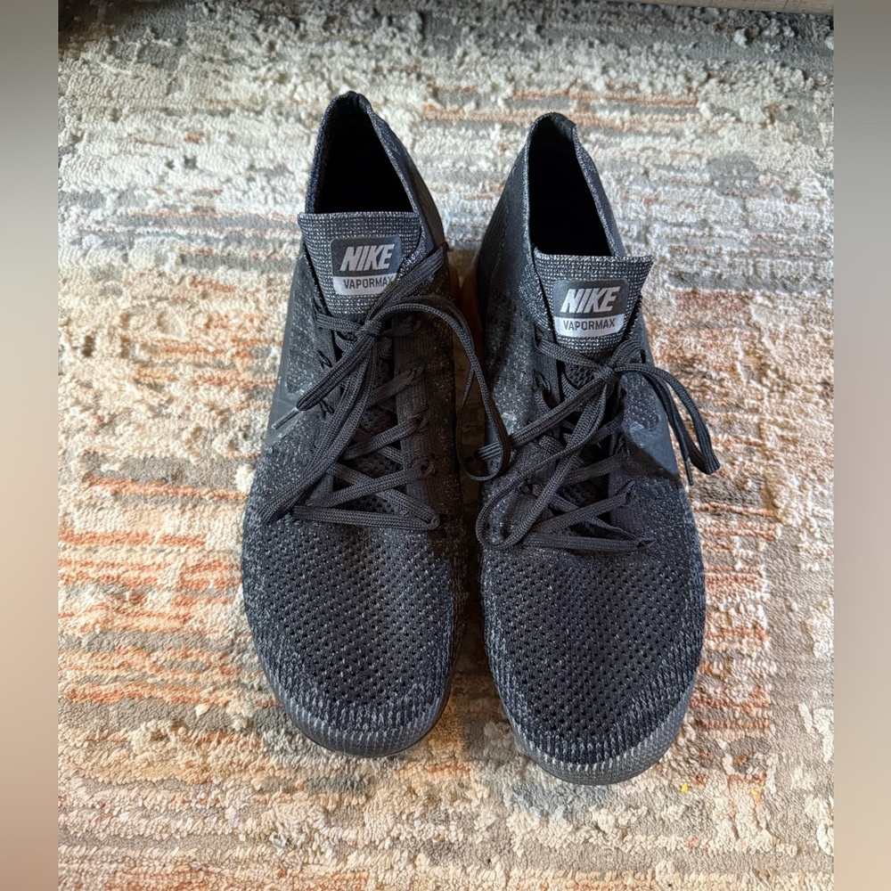 Nike VaporMax Flyknit Triple Black Women’s Size 9